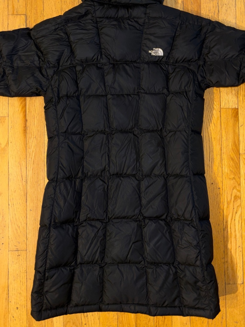 The North Face Women’s Metropolis Down Quilted Parka Jacket - Black - Large - Picture 8 of 15